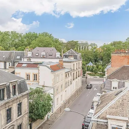 Lalique 540 Hypercentre Apartment *